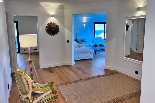 4 Zimmer Villa zu verkaufen in Puerto de la Cruz - 995.000 € (Ref: 9374567)