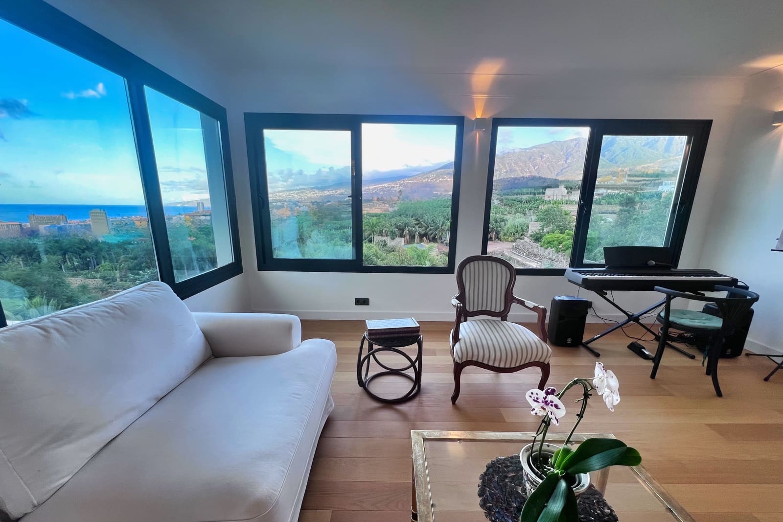 4 Zimmer Villa zu verkaufen in Puerto de la Cruz - 995.000 € (Ref: 9374567)