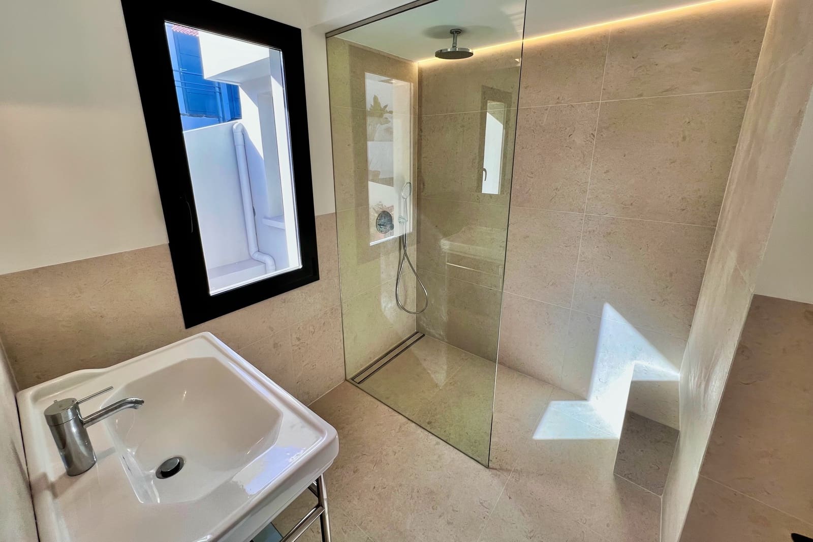 4 Zimmer Villa zu verkaufen in Puerto de la Cruz - 995.000 € (Ref: 9374567)