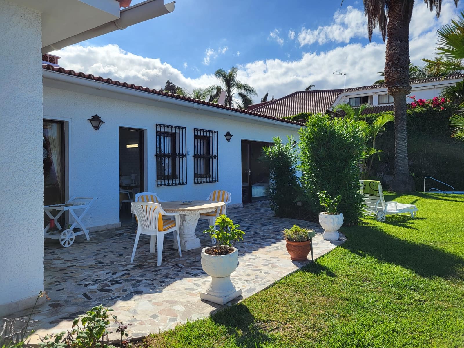 3 soverom Villa til salgs i Puerto de la Cruz med svømmebasseng - € 1 300 000 (Ref: 9397045)
