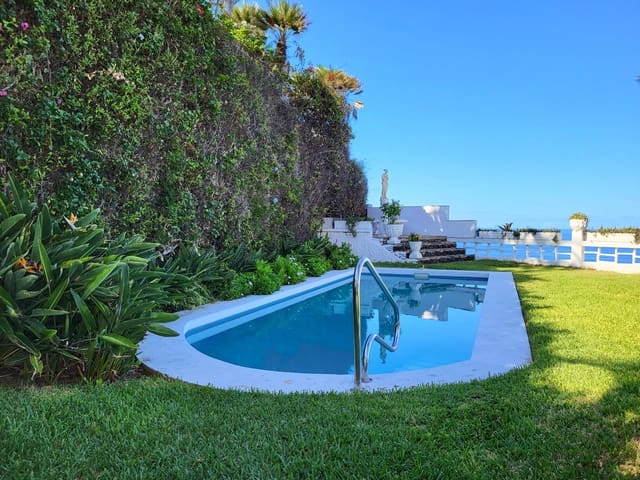 3 soverom Villa til salgs i Puerto de la Cruz med svømmebasseng - € 1 300 000 (Ref: 9397045)