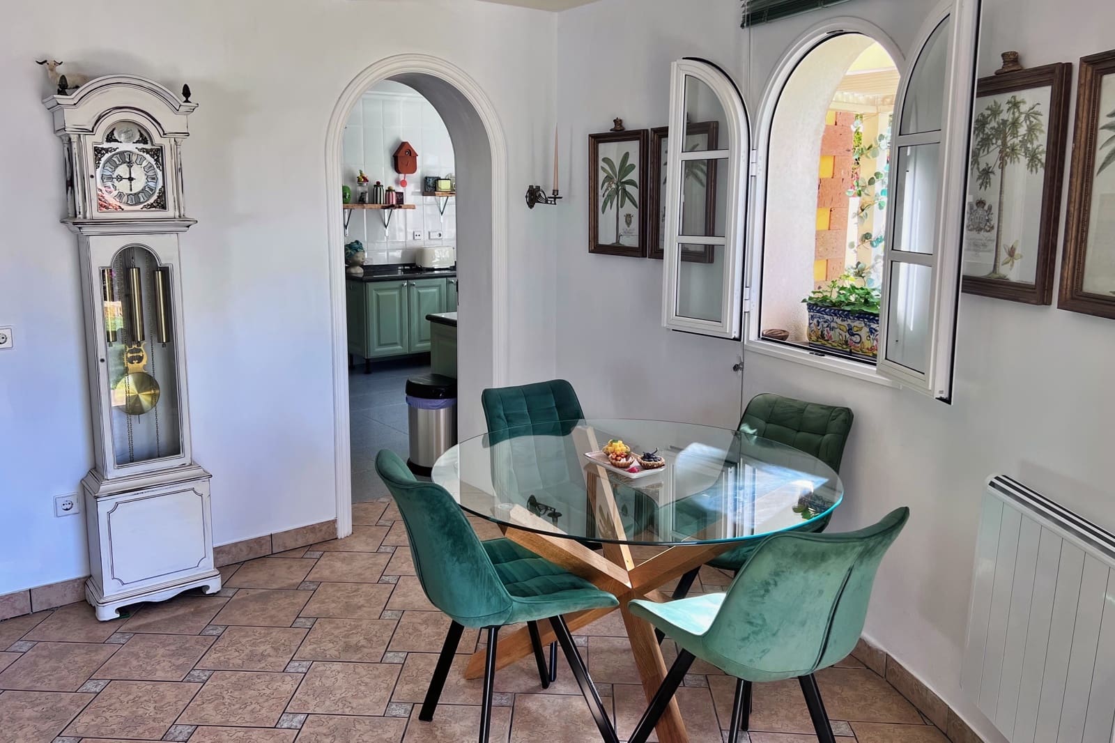 4 soverom Villa til salgs i La Orotava med svømmebasseng - € 749 000 (Ref: 9405823)