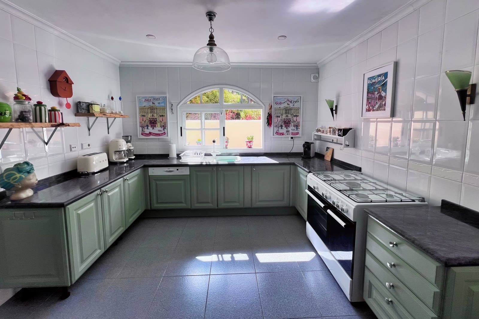 4 soverom Villa til salgs i La Orotava med svømmebasseng - € 749 000 (Ref: 9405823)