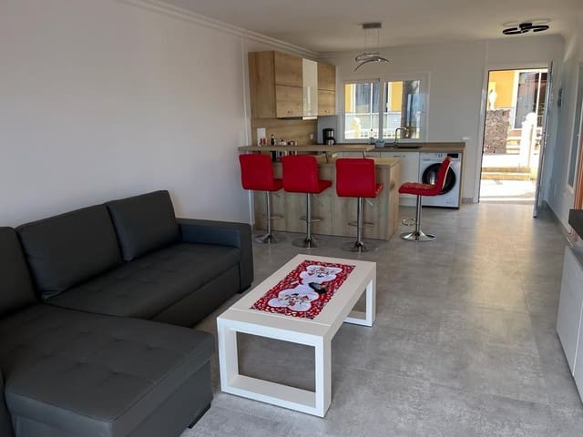 2 soveværelse Villa til salg i La Quinta, Santa Ursula med swimmingpool - € 329.000 (Ref: 9490926)