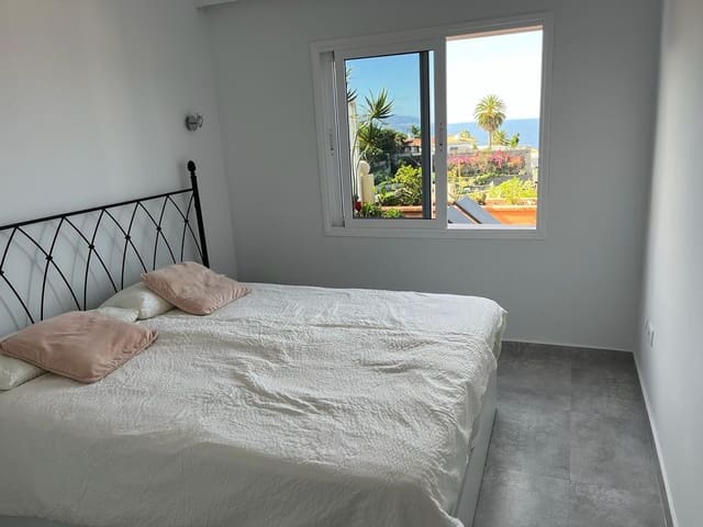 2 soveværelse Villa til salg i La Quinta, Santa Ursula med swimmingpool - € 329.000 (Ref: 9490926)