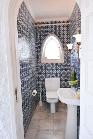 Chalet de 2 habitaciones en Puerto de la Cruz en venta con piscina garaje - 550.000 € (Ref: 9598157)