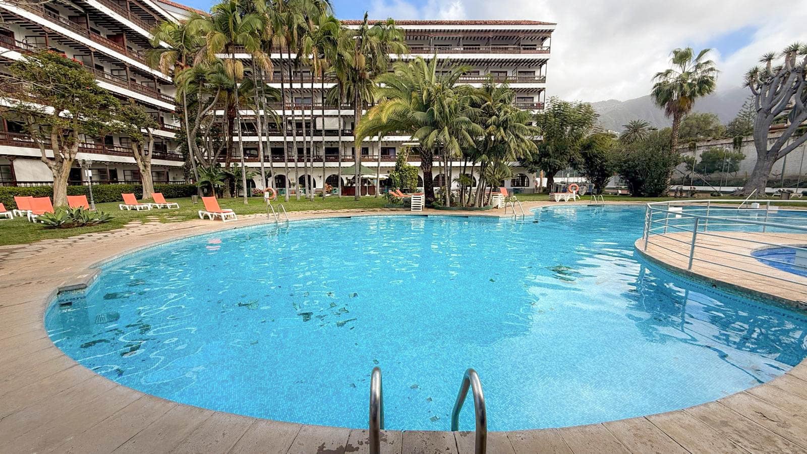 Apartamento en Puerto de la Cruz en venta con piscina - 219.500 € (Ref: 9613115)