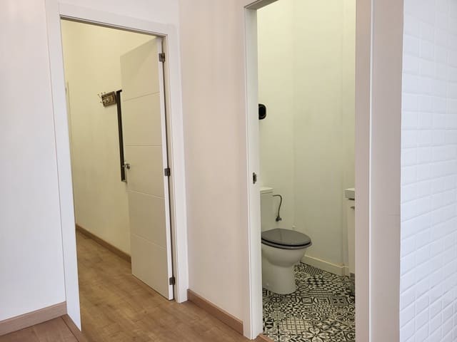 Commerciale da affittare in Puerto de la Cruz - 1.000 € (Rif: 9651008)