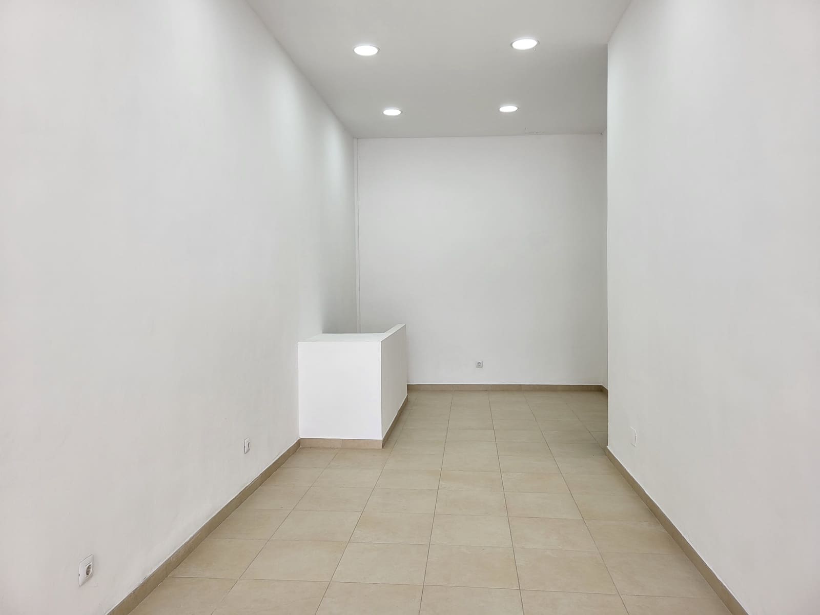 Erhverv til leje i Puerto de la Cruz - € 1.250 (Ref: 9651009)