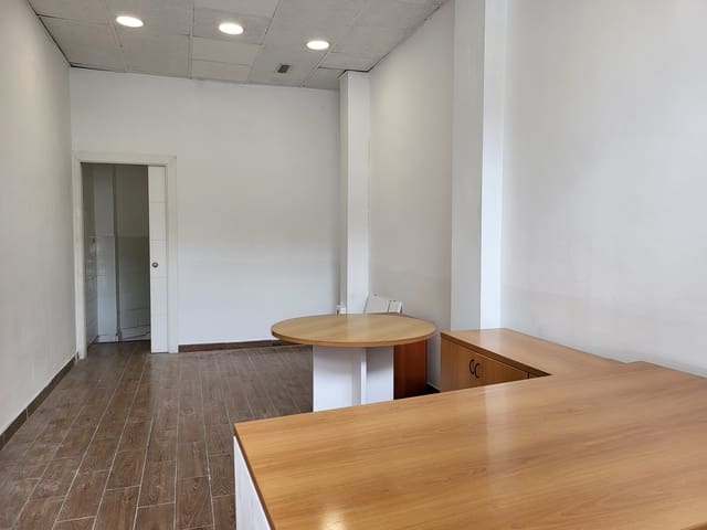 Kommersiell til leie i Puerto de la Cruz - € 1 000 (Ref: 9651010)