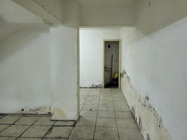 Commerciale da affittare in Puerto de la Cruz - 2.000 € (Rif: 9651011)