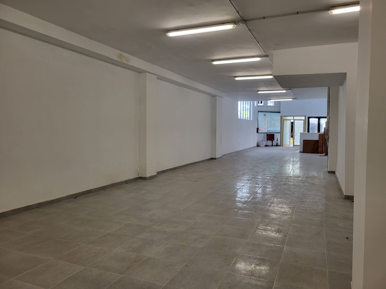 Commercial for rent in Puerto de la Cruz - € 7,000 (Ref: 9737159)