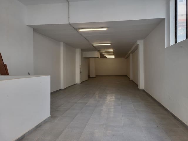Local Comercial en Puerto de la Cruz en alquiler - 7.000 € (Ref: 9737159)