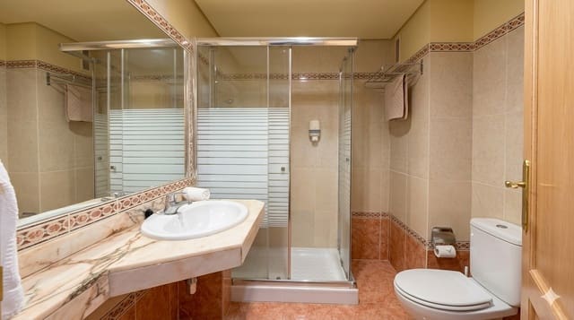 Lejlighed til salg i Puerto de la Cruz med swimmingpool - € 180.000 (Ref: 9793519)