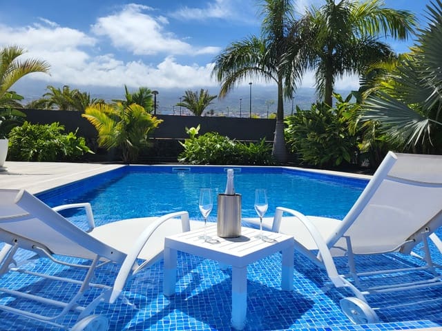 4 camera da letto Villa in vendita in Puerto de la Cruz con piscina - 1.185.000 € (Rif: 9802722)