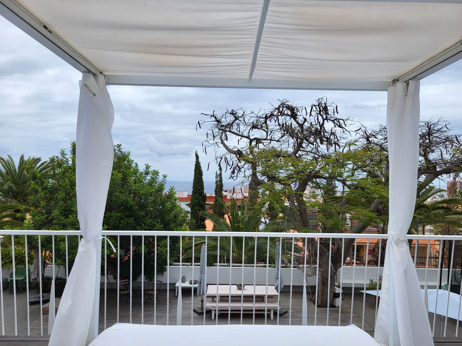 7 slaapkamer Villa te koop in Santa Cruz de Tenerife met zwembad garage - € 2.600.000 (Ref: 9810428)