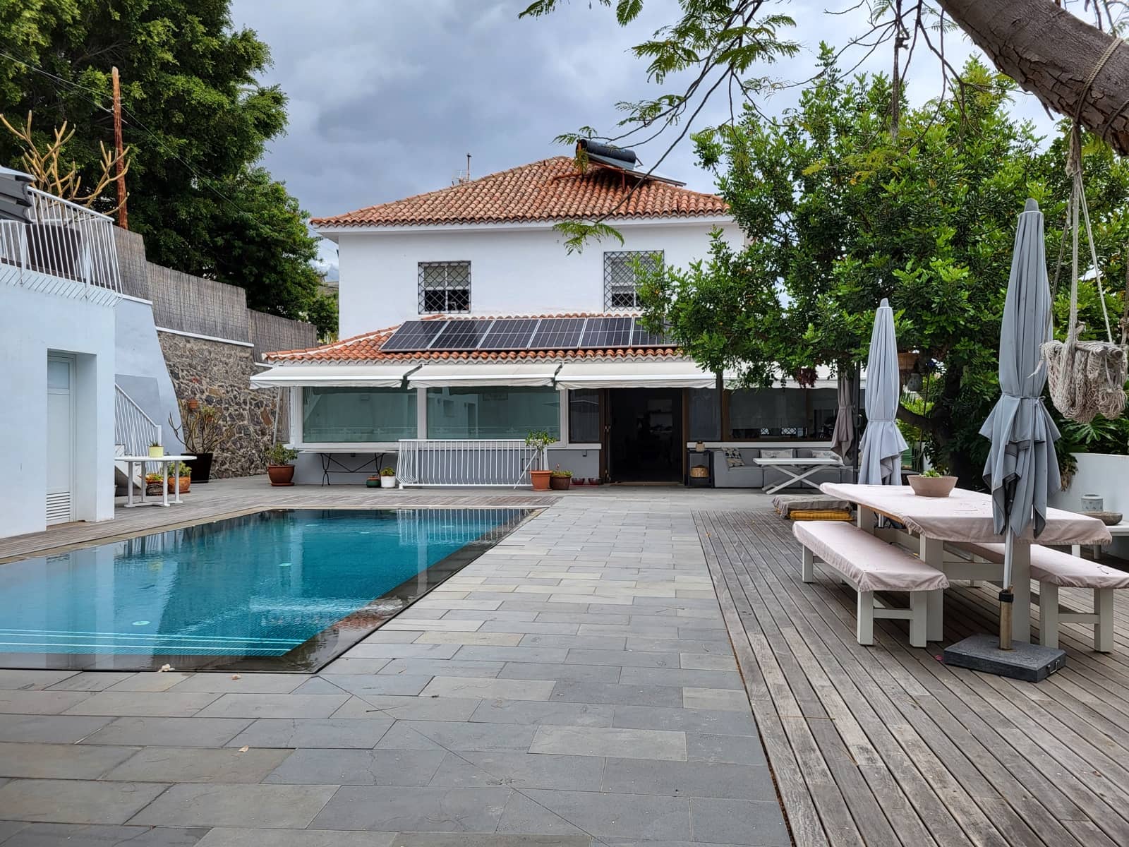 7 slaapkamer Villa te koop in Santa Cruz de Tenerife met zwembad garage - € 2.600.000 (Ref: 9810428)