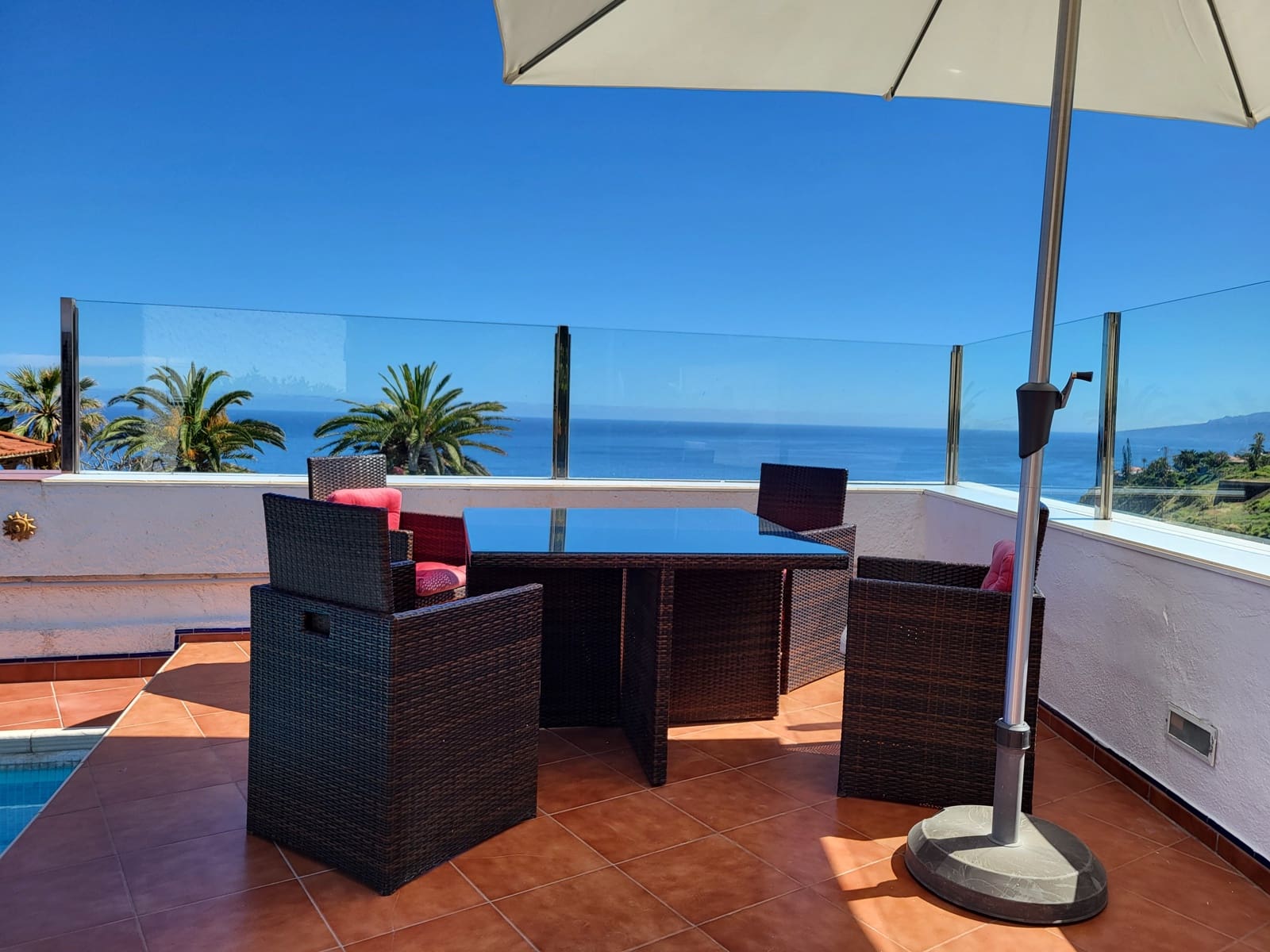 3 slaapkamer Villa te koop in Los Realejos met zwembad garage - € 649.000 (Ref: 9816208)
