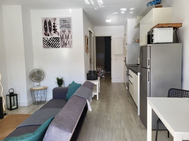 1 Zimmer Apartment zu verkaufen in Puerto de la Cruz mit Pool - 223.000 € (Ref: 9844426)
