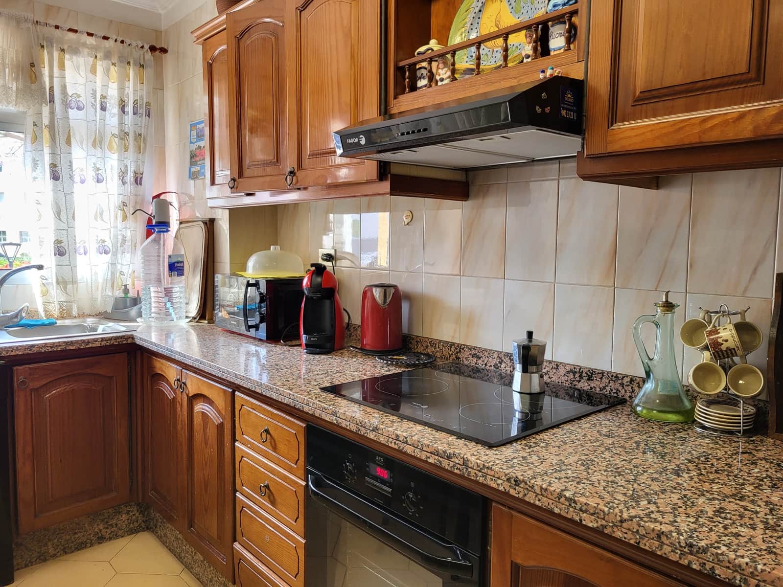 4 Zimmer Apartment zu verkaufen in Puerto de la Cruz mit Garage - 330.000 € (Ref: 9854461)