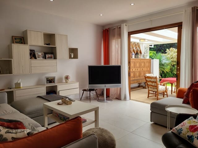 3 quarto Moradia para venda em Puerto de la Cruz com piscina - 640 000 € (Ref: 9861036)