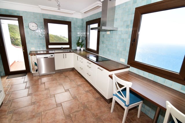 3 slaapkamer Villa te koop in La Matanza de Acentejo met zwembad - € 1.800.000 (Ref: 9863493)
