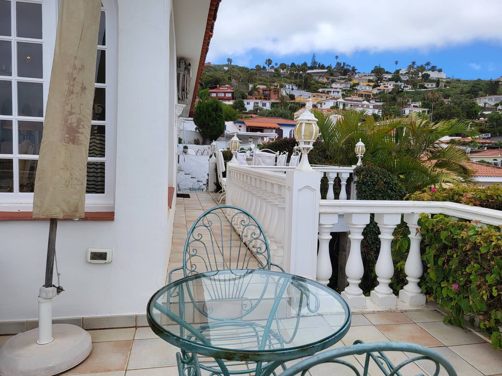 3 Zimmer Villa zu verkaufen in El Sauzal mit Pool Garage - 669.000 € (Ref: 9895394)