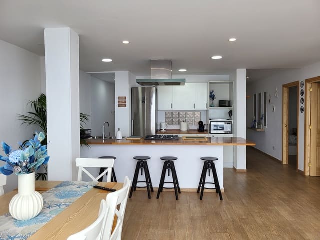 4 sovrum Lägenhet till salu i Puerto de la Cruz - 580 000 € (Ref: 9911890)