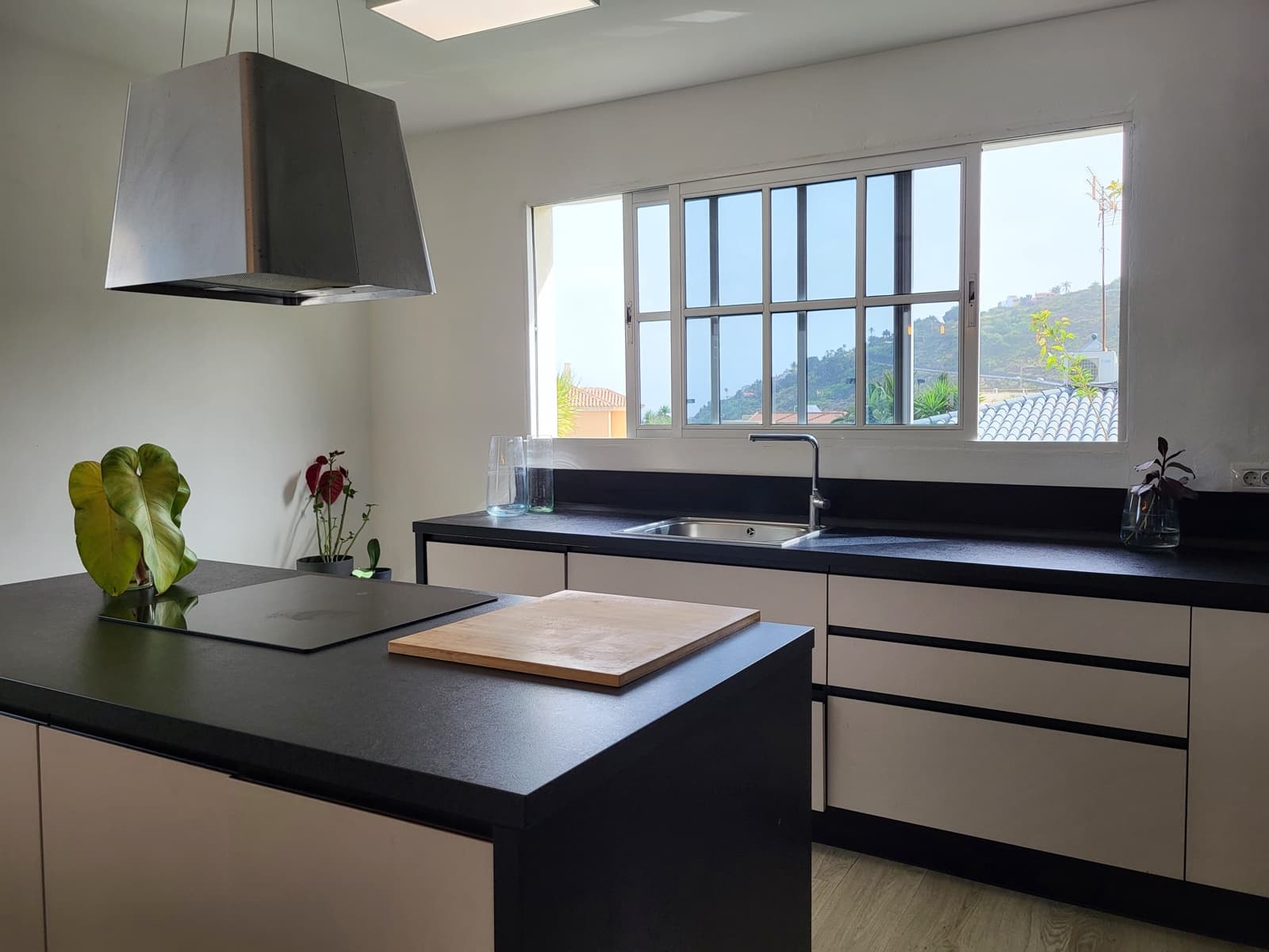3 sypialnia Willa na sprzedaż w El Sauzal - 490 000 € (Ref: 9935310)