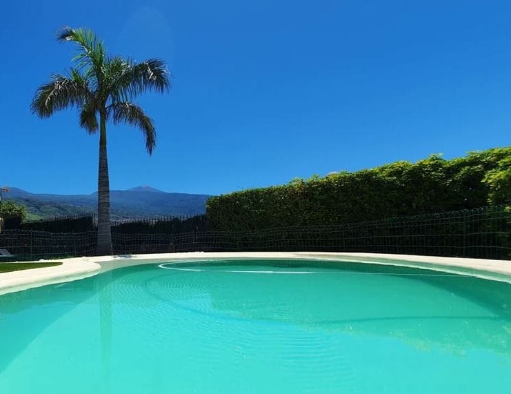 3 soverom Villa til salgs i El Durazno med svømmebasseng - € 1 360 000 (Ref: 9952923)