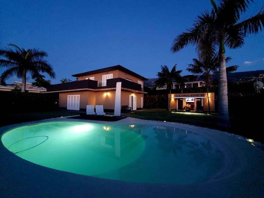 3 soverom Villa til salgs i El Durazno med svømmebasseng - € 1 360 000 (Ref: 9952923)