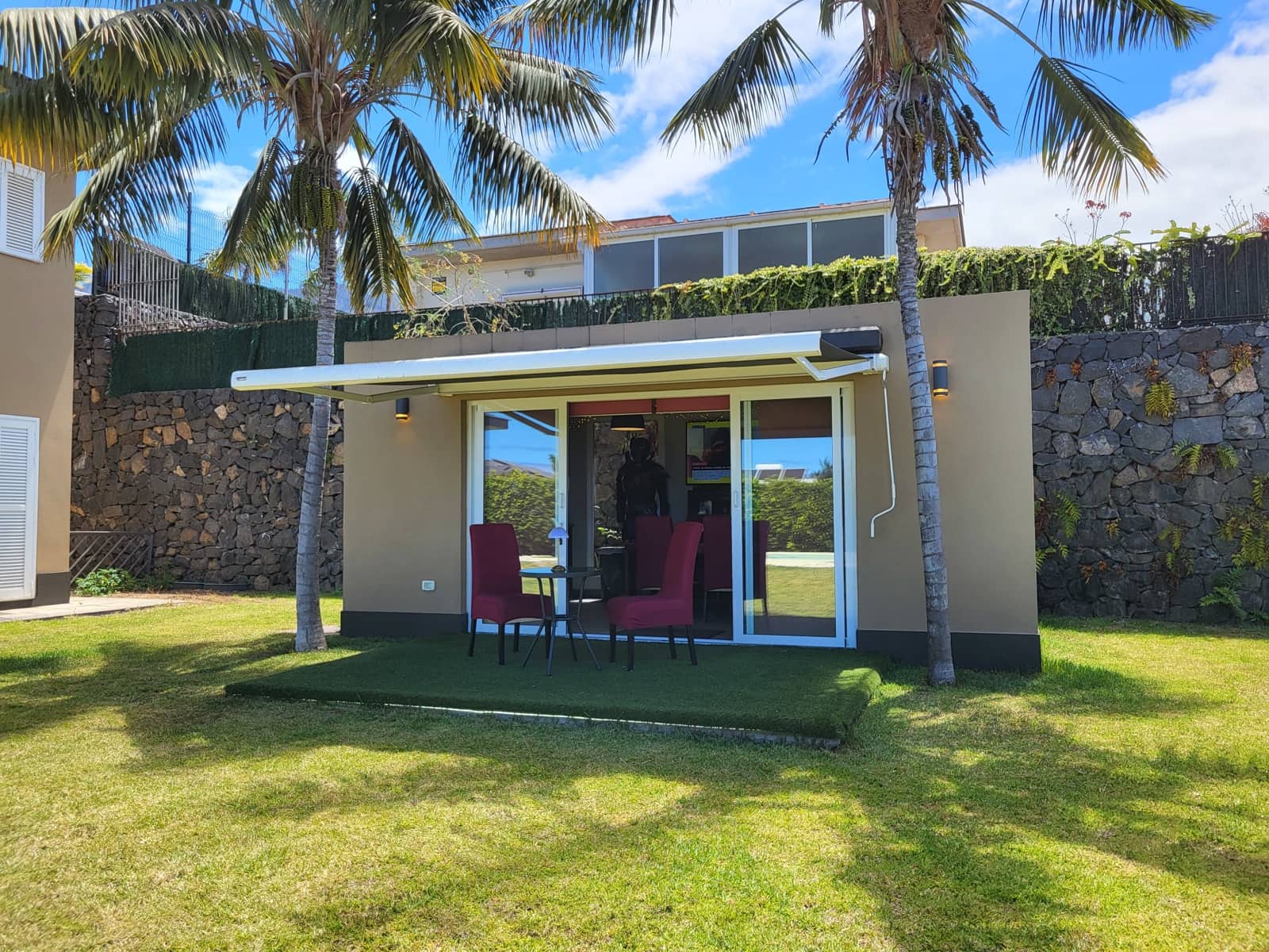 3 bedroom Villa for sale in La Orotava with pool garage - € 1,360,000 (Ref: 9952923)