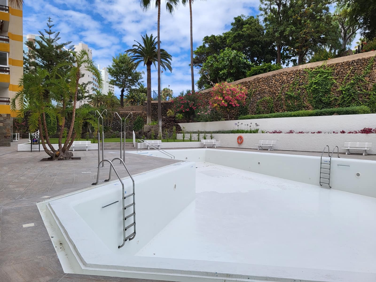 Leilighet til salgs i Puerto de la Cruz med svømmebasseng - € 169 000 (Ref: 9997541)
