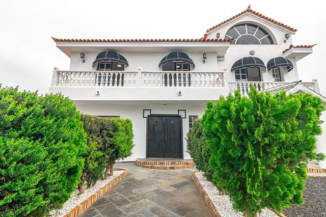 Chalet de 6 habitaciones en La Orotava en venta con garaje - 1.000.000 € (Ref: 7918494)