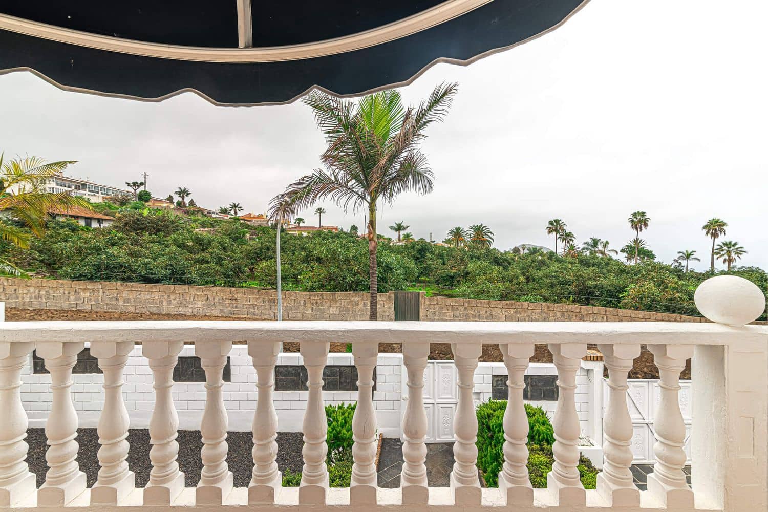 6 sypialnia Willa na sprzedaż w La Orotava z garażem - 1 000 000 € (Ref: 7918494)