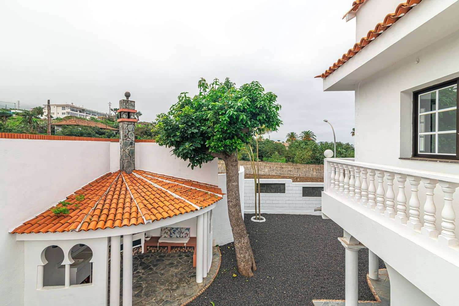 6 sypialnia Willa na sprzedaż w La Orotava z garażem - 1 000 000 € (Ref: 7918494)