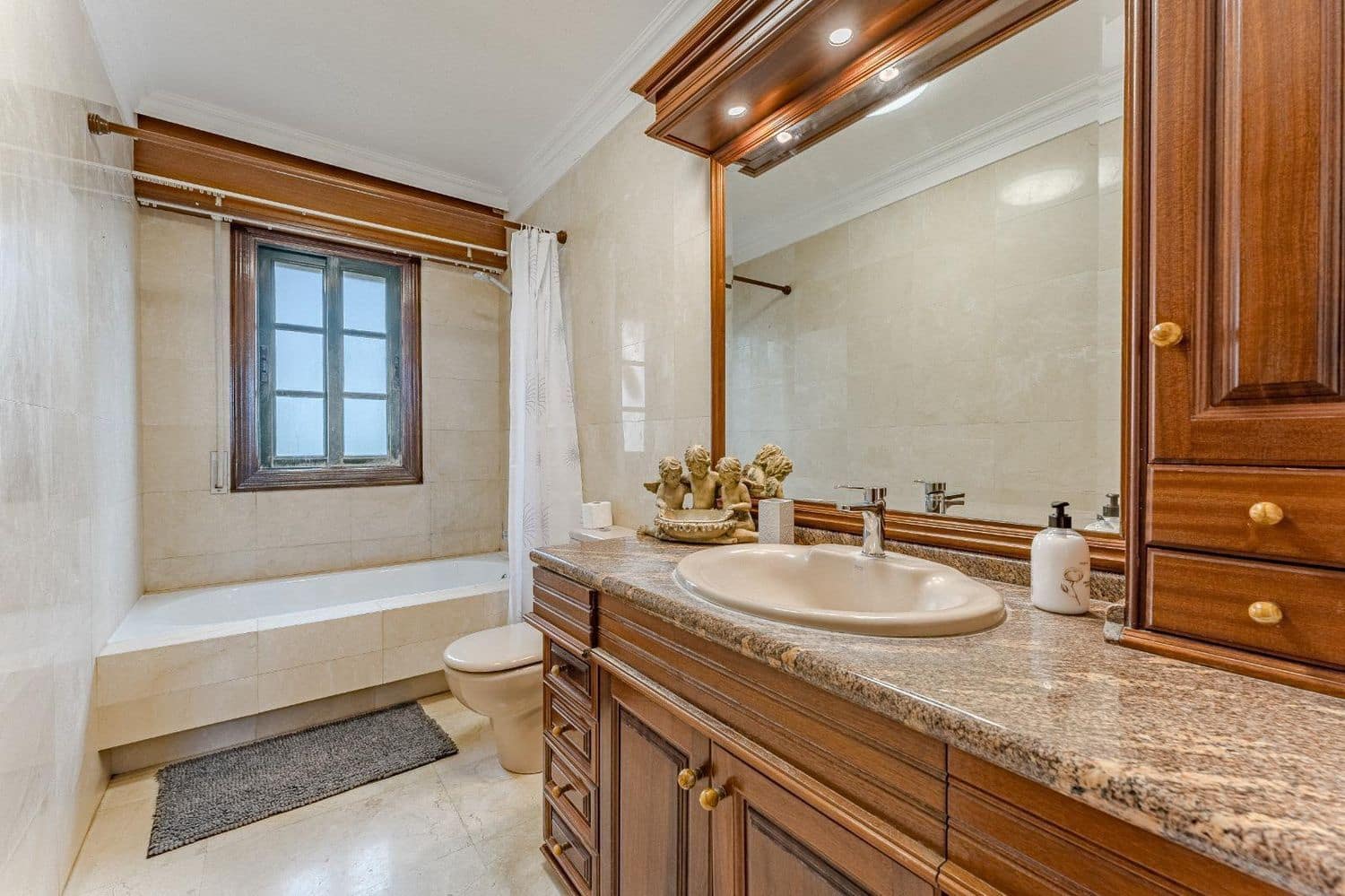 3 sypialnia Willa na sprzedaż w Chayofa z basenem garażem - 749 000 € (Ref: 8791749)