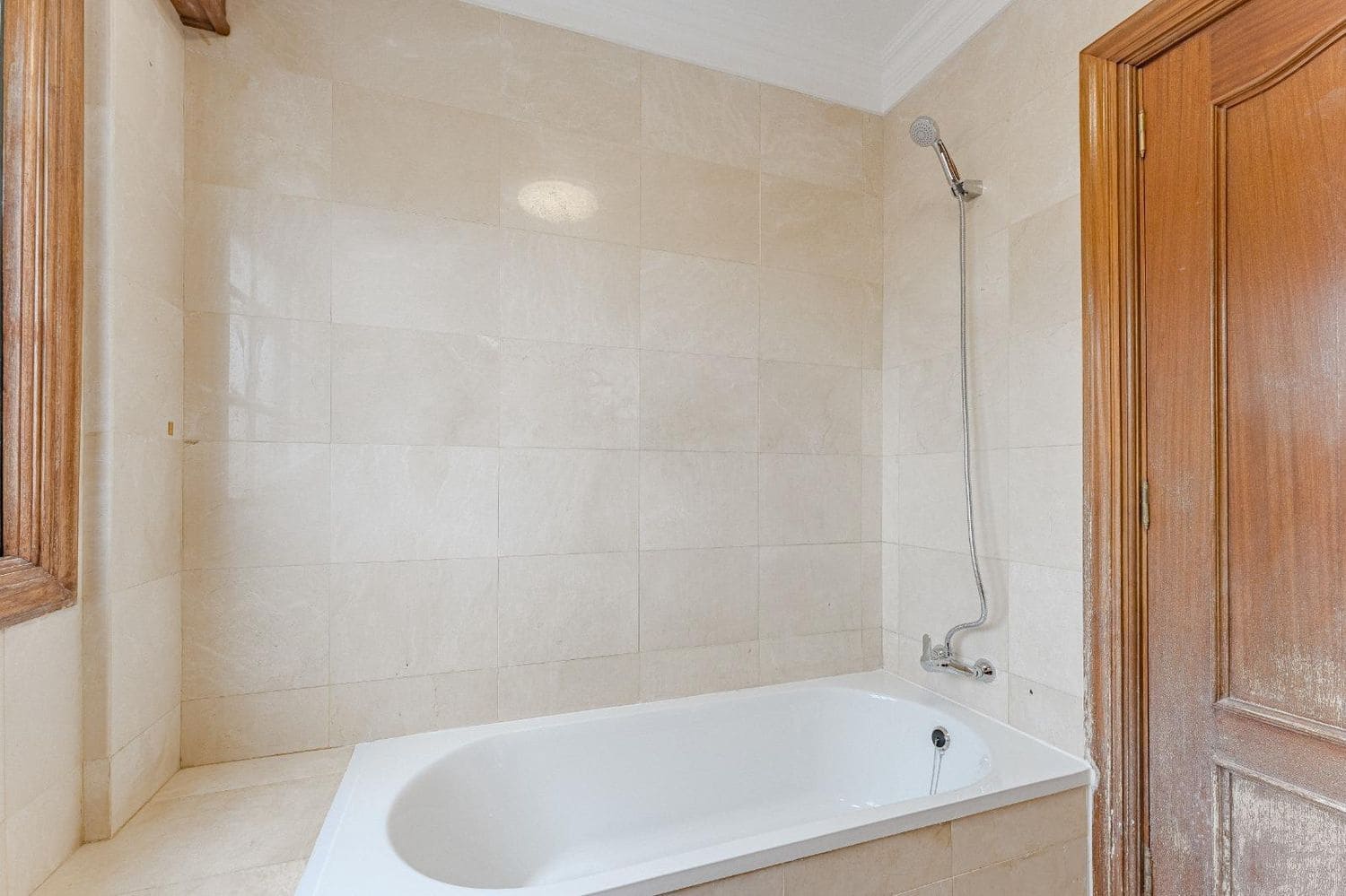 3 sypialnia Willa na sprzedaż w Chayofa z basenem garażem - 749 000 € (Ref: 8791749)