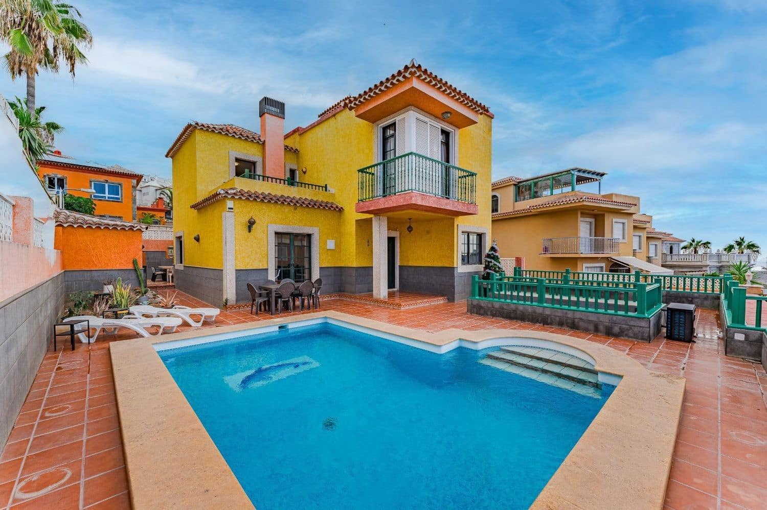 3 sypialnia Willa na sprzedaż w Chayofa z basenem garażem - 749 000 € (Ref: 8791749)