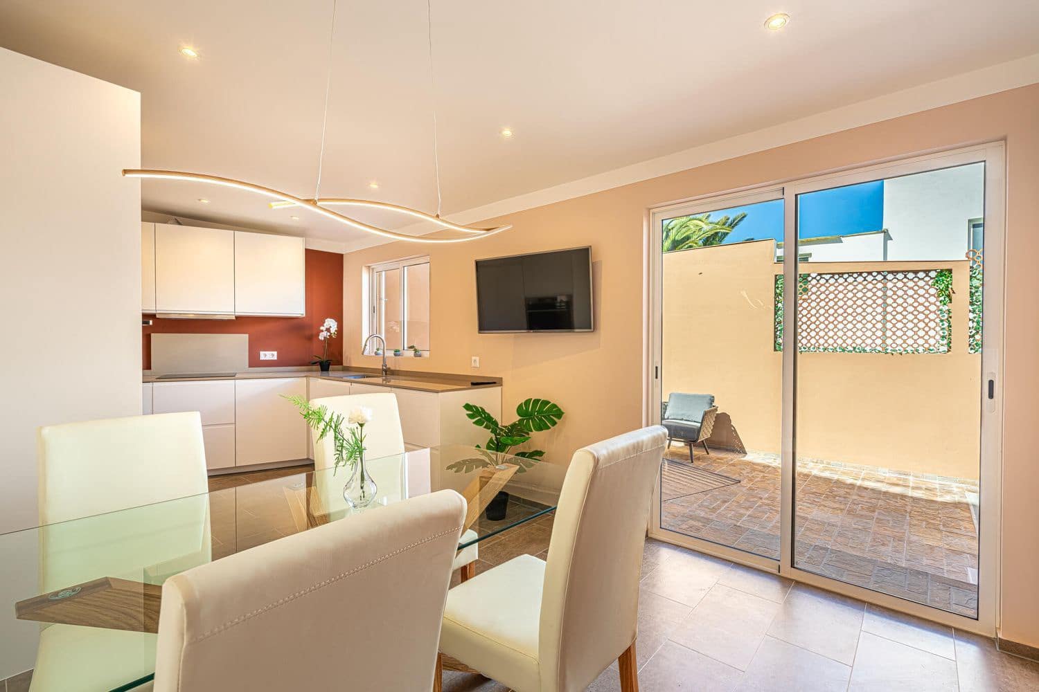 Casa de 3 habitaciones en Icod de los Vinos en venta con garaje - 325.000 € (Ref: 8866944)