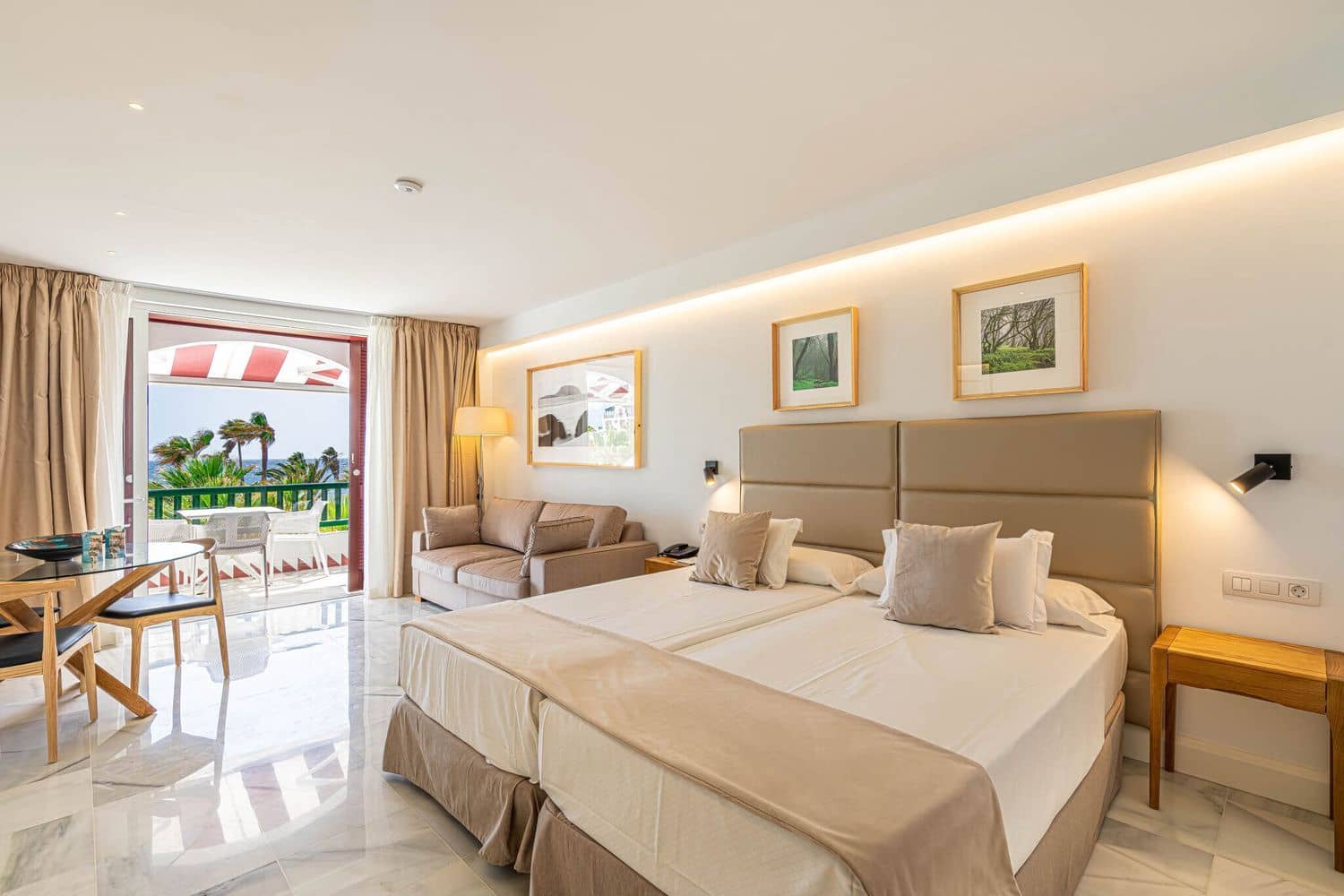 Appartement à vendre à Playa de las Americas avec piscine garage - 415 000 € (Ref: 8941041)