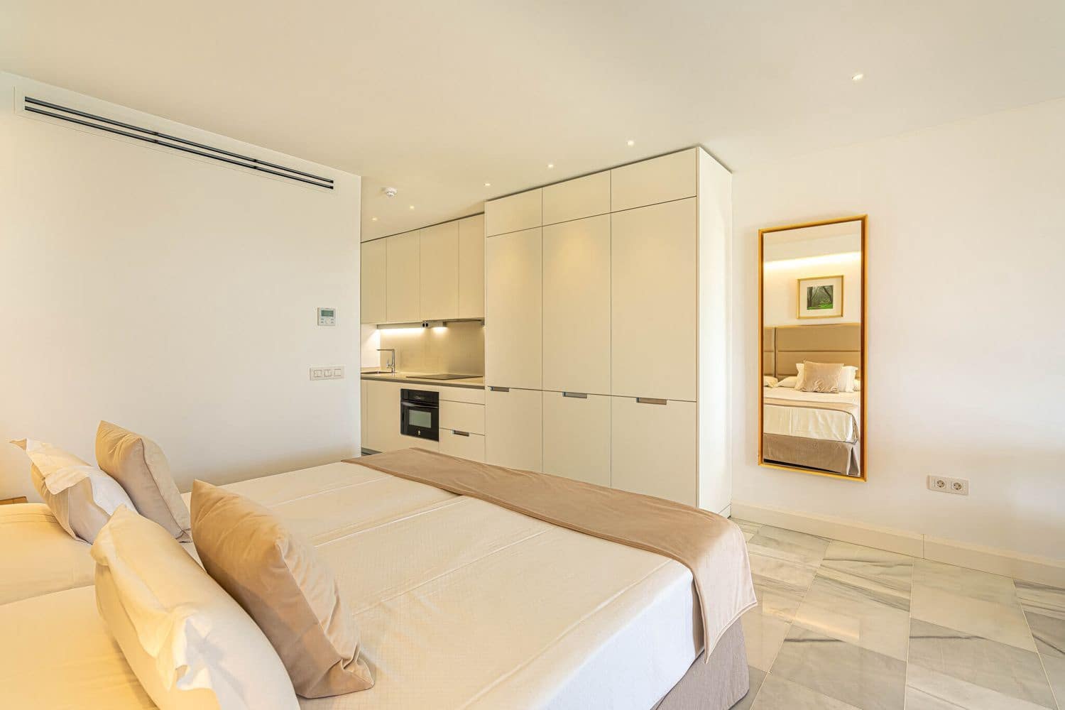 Appartement à vendre à Playa de las Americas avec piscine garage - 415 000 € (Ref: 8941041)