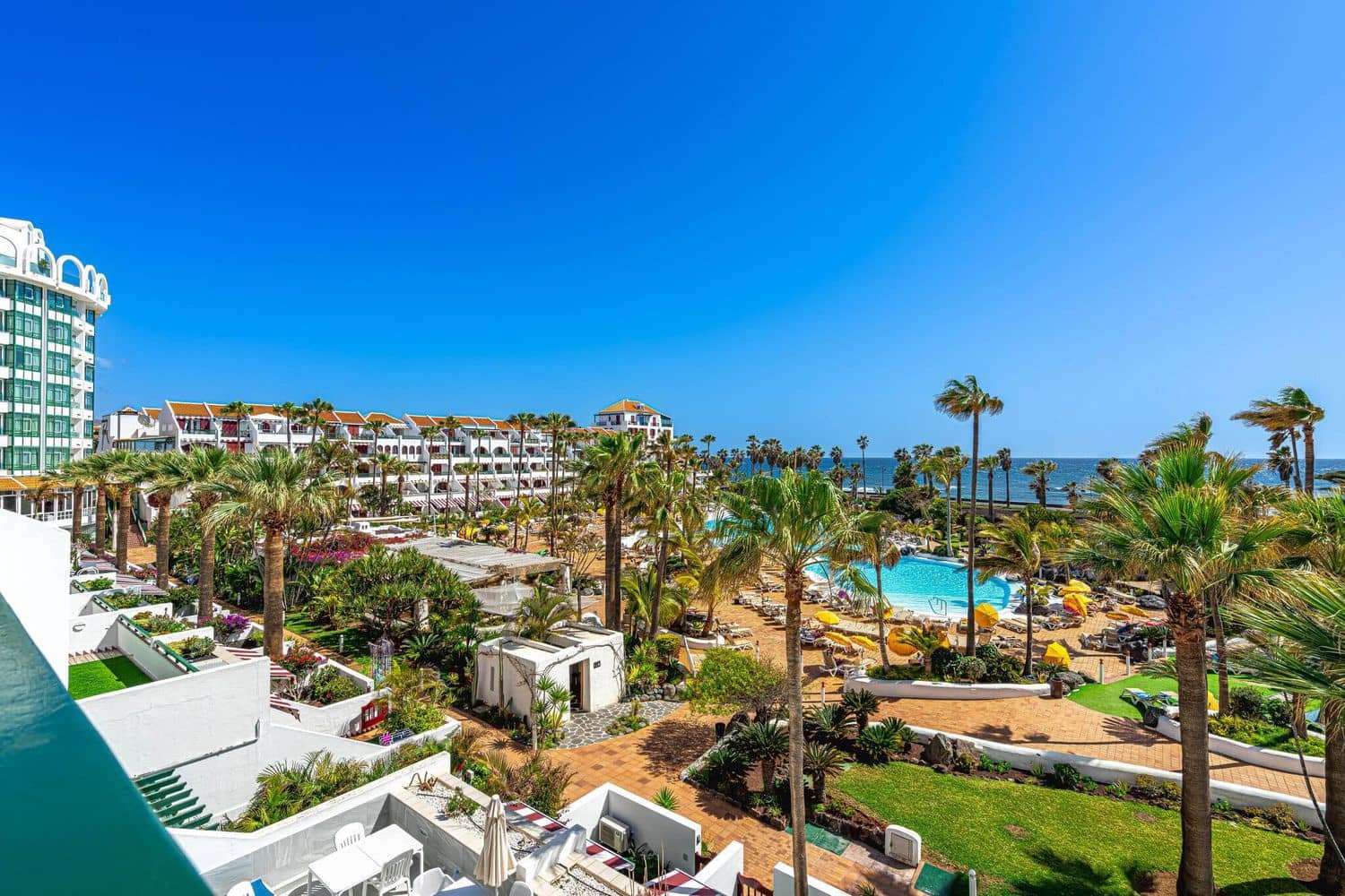 Appartement à vendre à Playa de las Americas avec piscine garage - 415 000 € (Ref: 8941041)