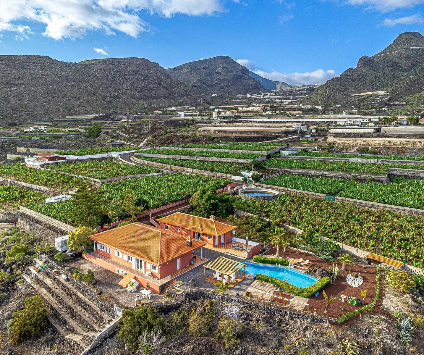7 soveværelse Finca/Landehus til salg i Los Gigantes med swimmingpool garage - € 1.790.000 (Ref: 9022941)