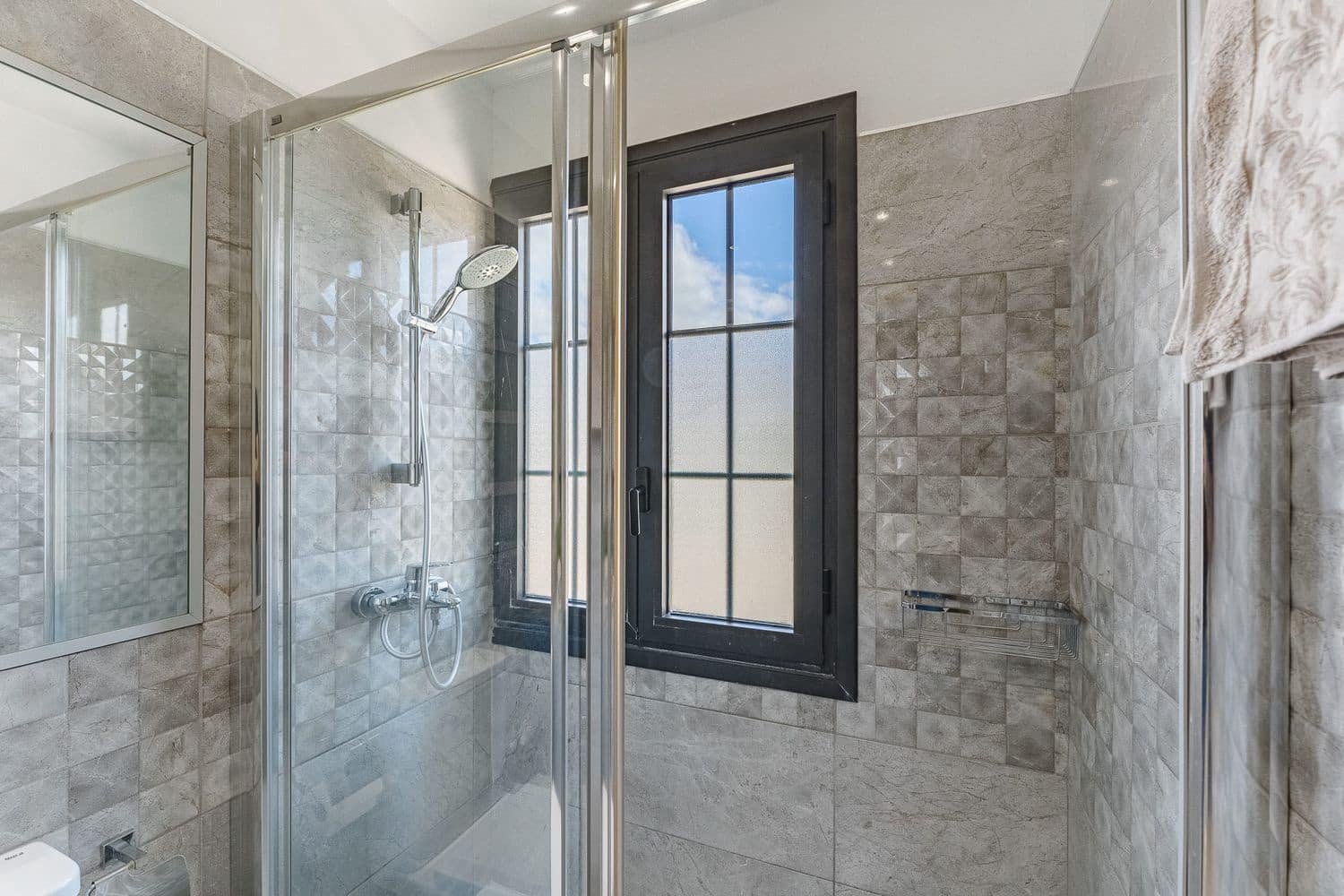 3 quarto Casa em Banda para venda em La Caleta Adeje com piscina garagem - 1 195 000 € (Ref: 9026227)