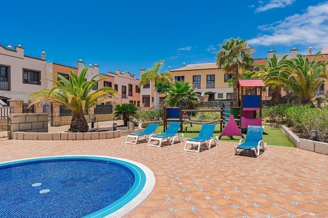 3 quarto Casa em Banda para venda em La Caleta Adeje, Adeje com piscina garagem - 1 195 000 € (Ref: 9026227)