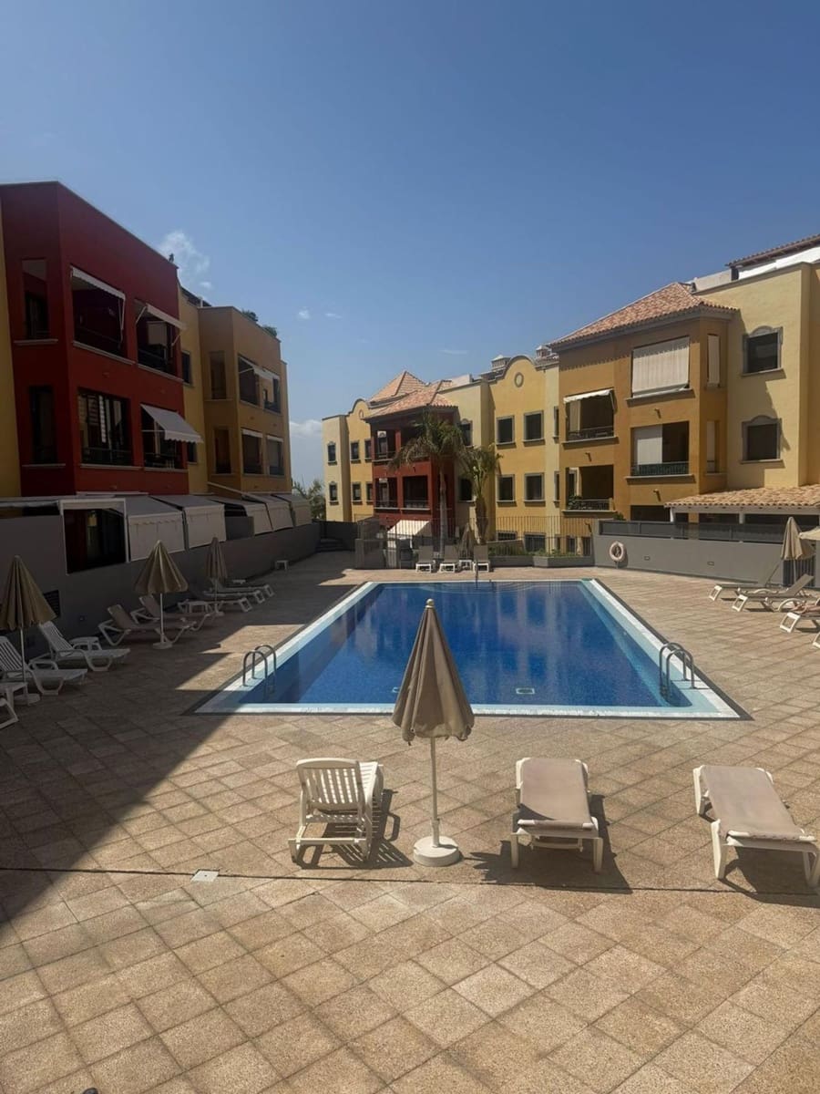 2 soverom Leilighet til salgs i Adeje med svømmebasseng garasje - € 365 000 (Ref: 9081130)