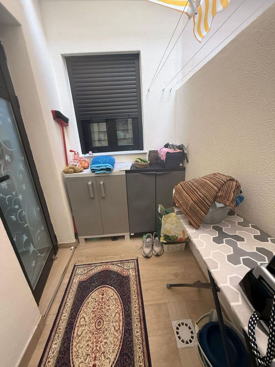 2 soverom Leilighet til salgs i Adeje med svømmebasseng garasje - € 365 000 (Ref: 9081130)