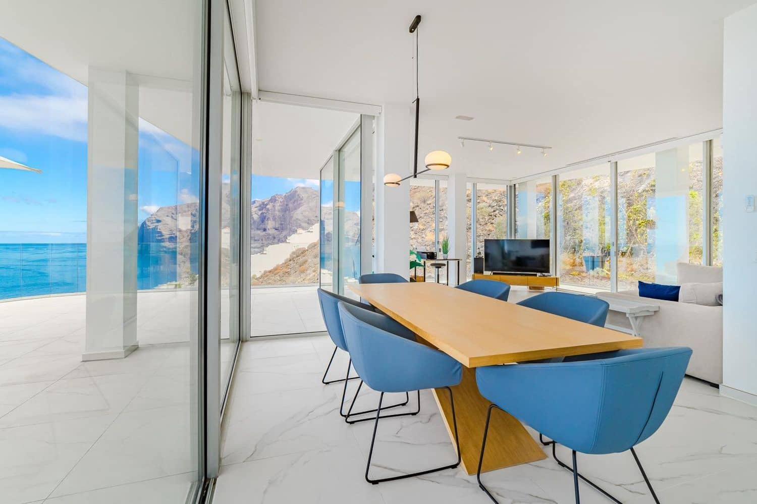 3 soveværelse Lejlighed til salg i Los Gigantes med swimmingpool garage - € 2.495.000 (Ref: 9133943)