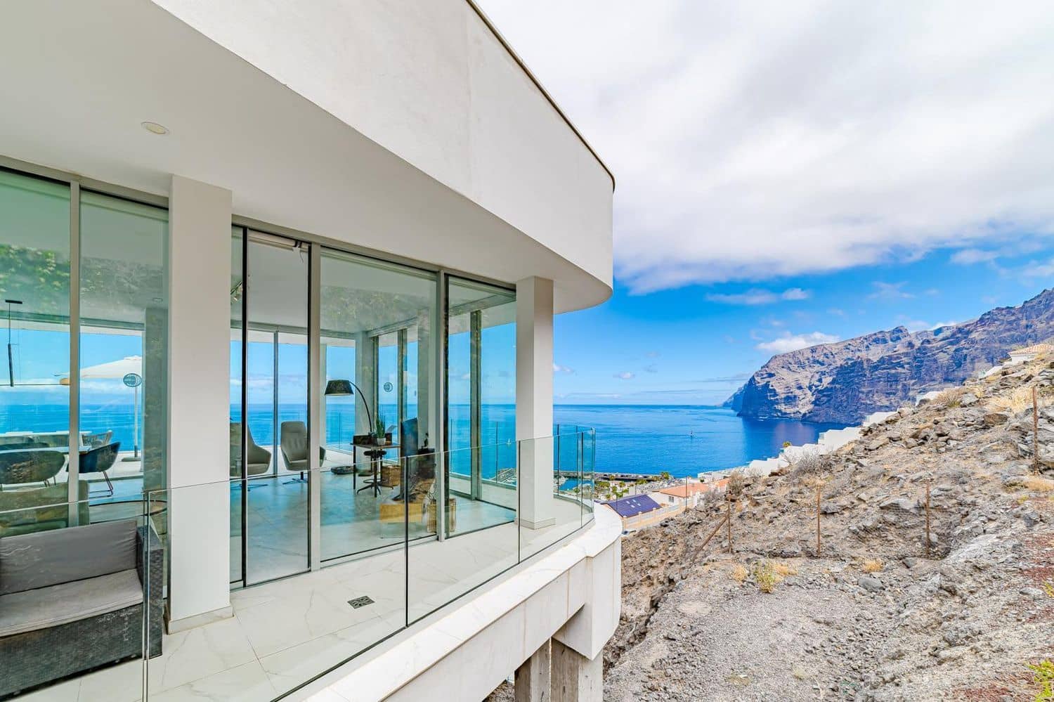 3 soveværelse Lejlighed til salg i Los Gigantes med swimmingpool garage - € 2.495.000 (Ref: 9133943)